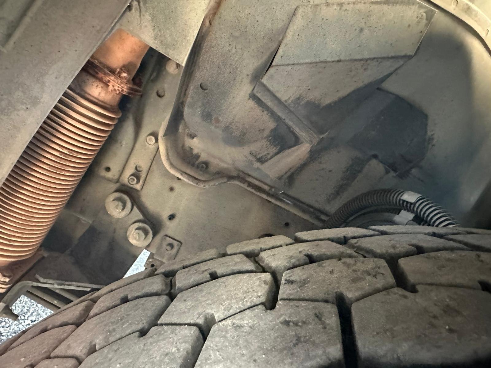 
								Nissan UD full									