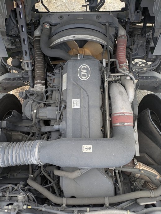 
								Nissan UD full									
