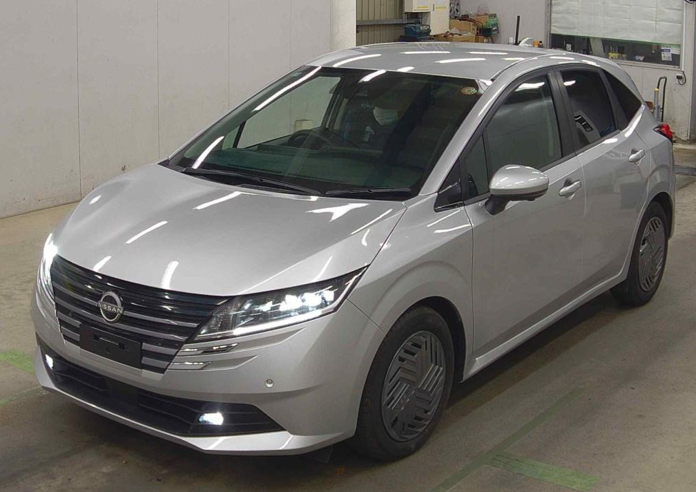 
								Nissan Note full									