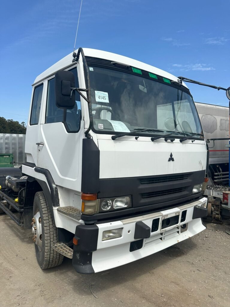 MITSUBISHI FUSO