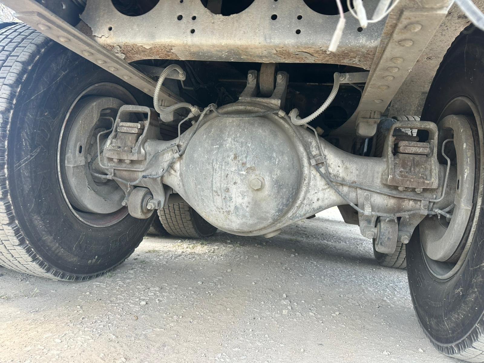
								Nissan UD full									