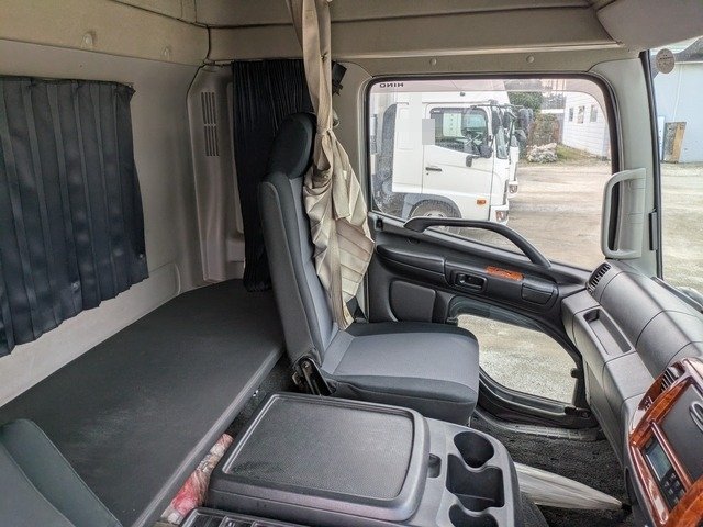 
								Hino Ranger full									