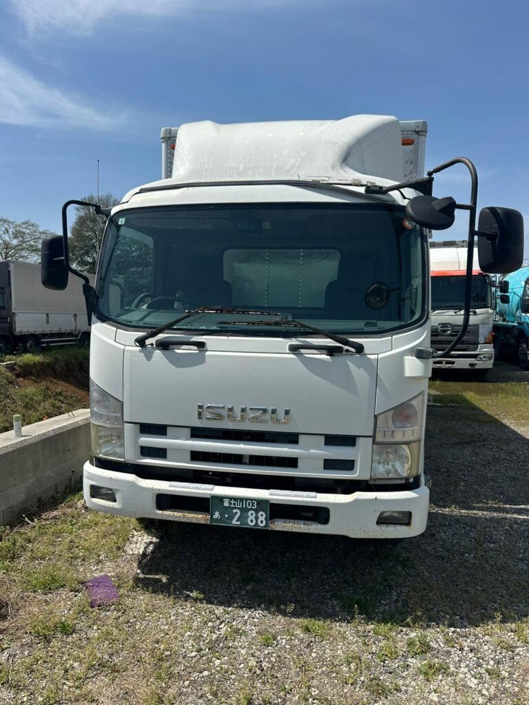 Isuzu Forward