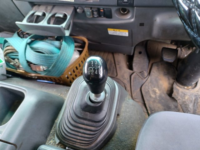 
								Isuzu Forward full									