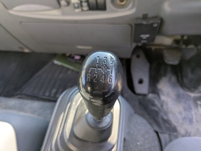 
								Isuzu Forward full									