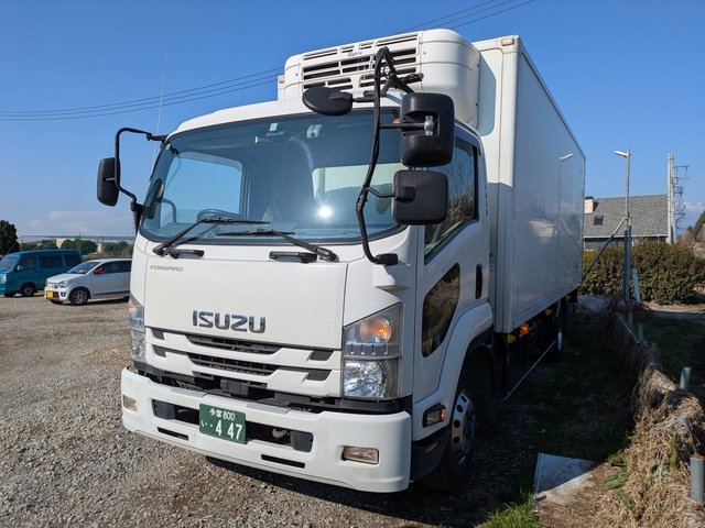 Isuzu Forward