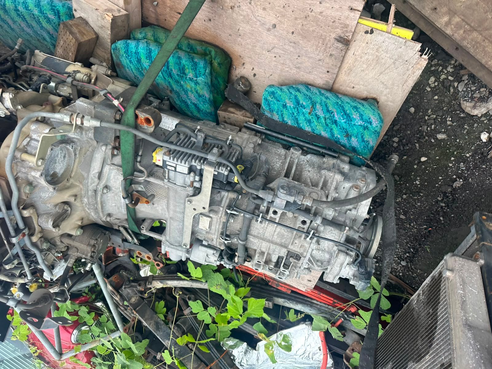 
								Mitsubishi Engine full									
