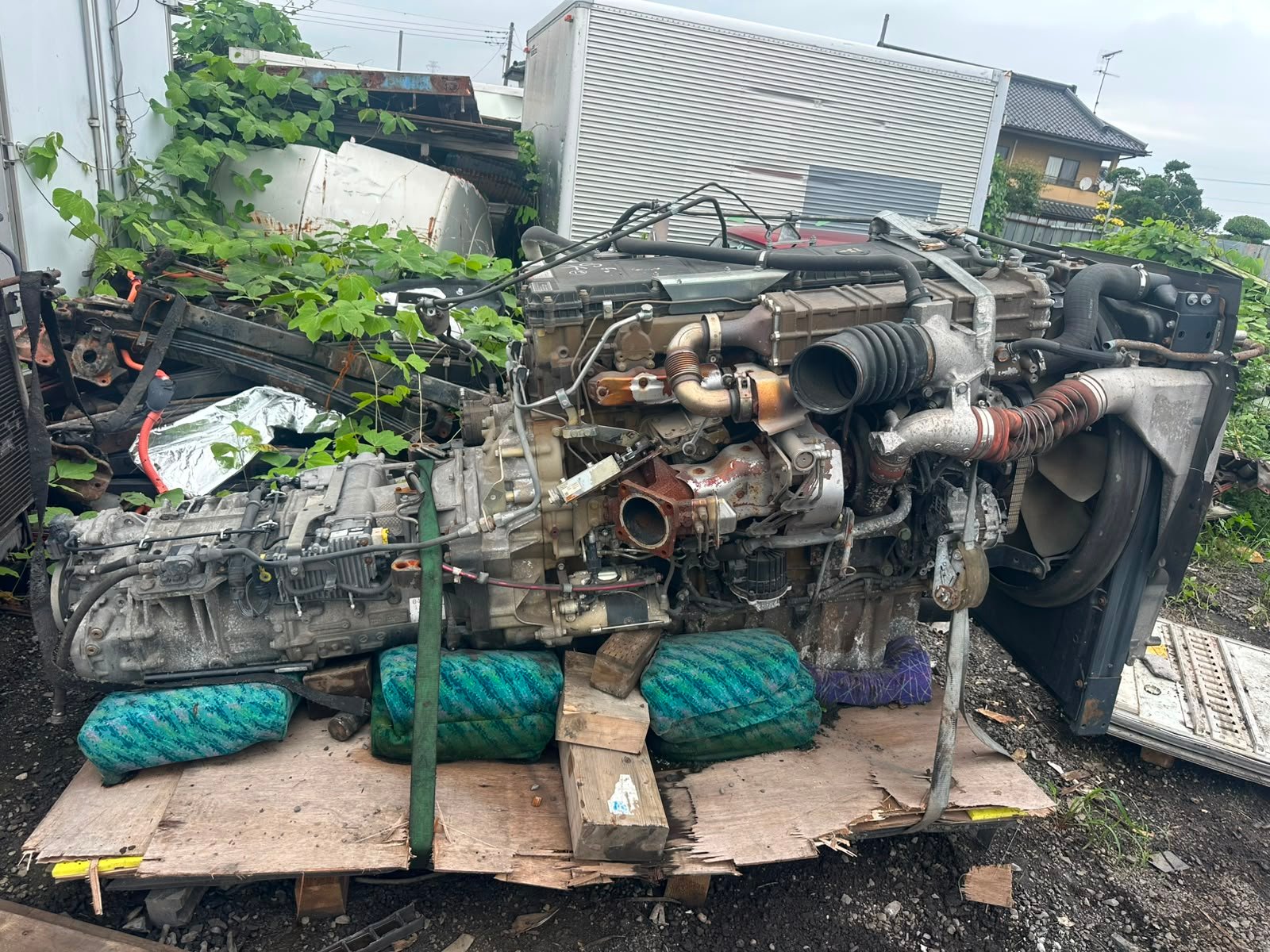 
								Mitsubishi Engine full									
