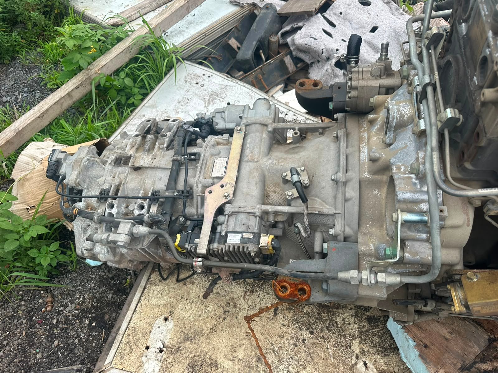 
								Mitsubishi Engine full									
