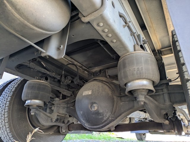 
								Isuzu Forward full									
